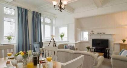 The Lookout - Beautiful sea views