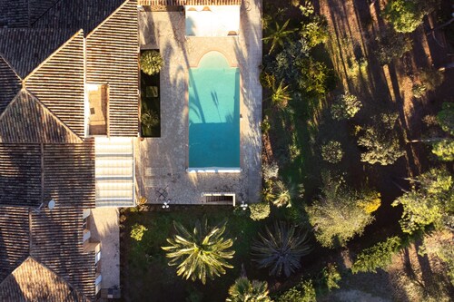 Appartement de vacances "Clos Saint Jean" avec piscine, terrasse privée et Wi-Fi.