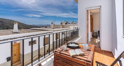 Chalet "Villa Picena Las Alpujarras" with private terrace and Wi-Fi