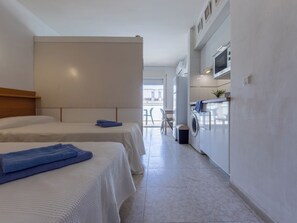 1 bedroom, iron/ironing board, WiFi