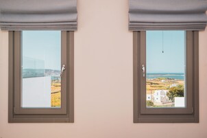 特色套房, 私人游泳池, 海景 | 高档床上用品、迷你吧、客房内保险箱、办公桌