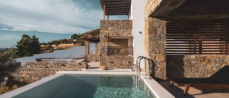 Literie de qualité supérieure, minibar, coffres-forts dans les chambres