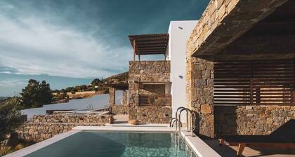 Kouros Blanc Resort & Suites