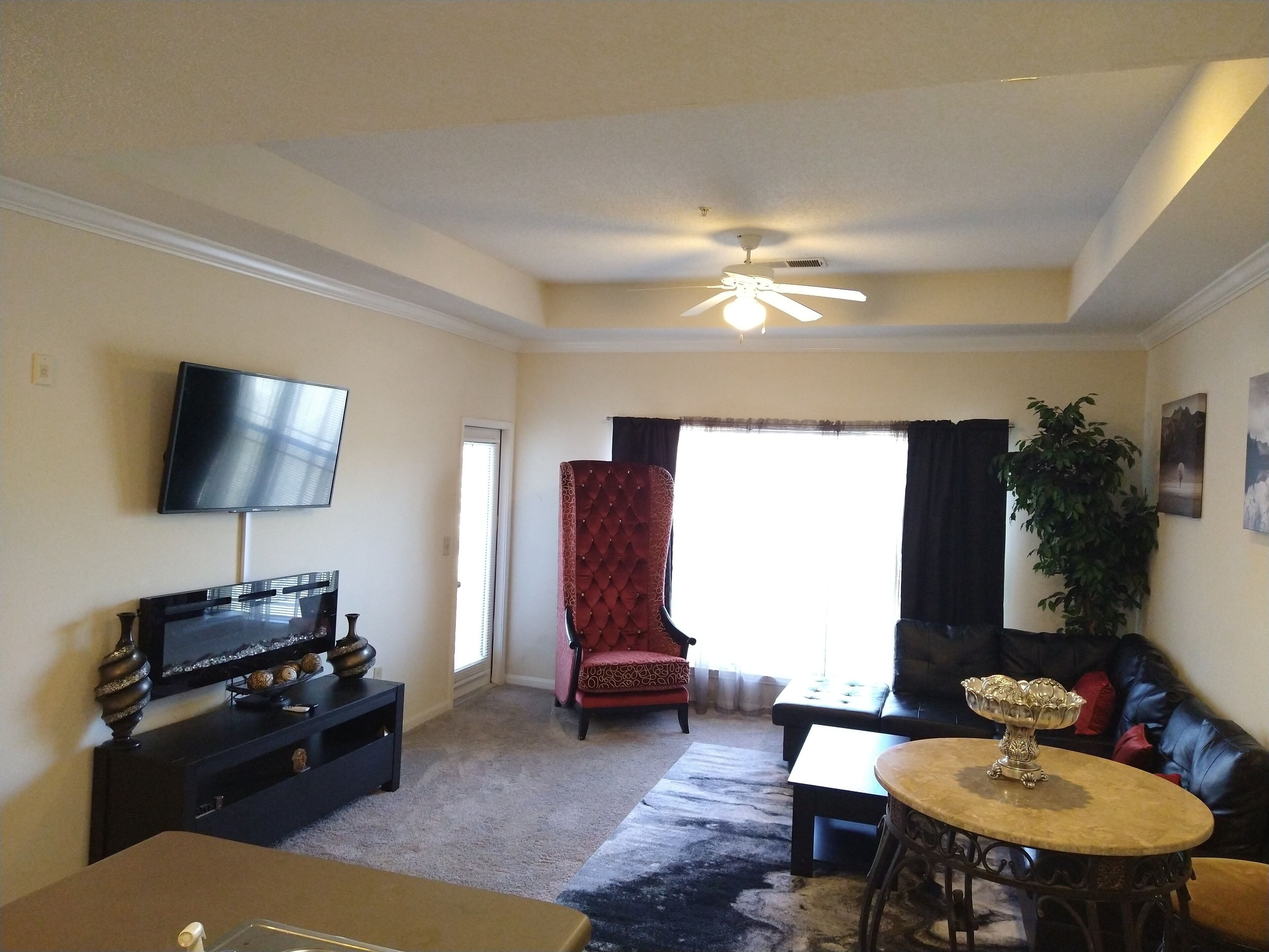 Lovely 1 Bedroom/1Bath Apartment