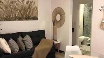 Departamento | Área de sala de estar | Televisión de pantalla plana