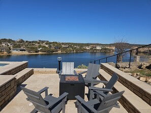 Terrace/patio - *New PK SLIDE* 5 bed, 6 bath home with pool/hot tub. Hell's Gate View!! (Strawn)