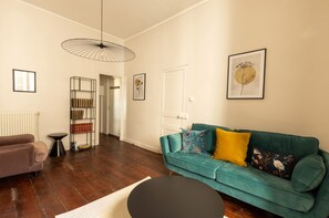 TV - La Canopée Vannetaise - élégant T3 hypercentre de Vannes! (Vannes)