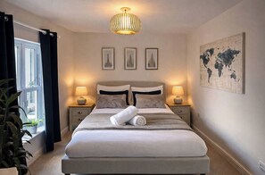 2 dormitorios, tabla de planchar con plancha, wifi gratis y ropa de cama
