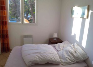 1 chambre, fer et planche à repasser, Wi-Fi