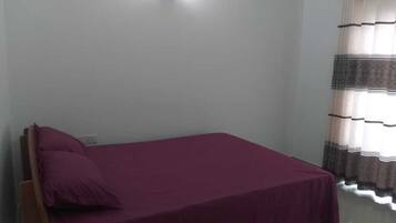 3 bedrooms, bed sheets