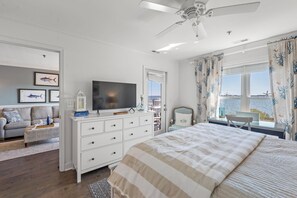 2 Schlafzimmer, Schreibtisch, Bügeleisen/Bügelbrett, WLAN