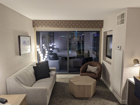 Smart TV - HGVC Elara, Studio (STD), New Years Eve Week on the Vegas Strip (Las Vegas)