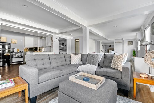 Comfy, Cozy, Captivating | Park View