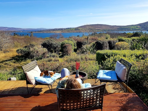 Stunning Sea views 3 bed bungalow - 5 mins from beach!