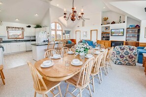 Dining - Semi-Oceanfront Home with Private Pool, Hot Tub, Game Room, Nearby Beach Access (Avon)