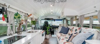 Getaway Skoolie- OFF Grid & Take you wherever your heart desire