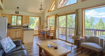 Mountain View Cabin, Hot Tub at Mt. Rainier