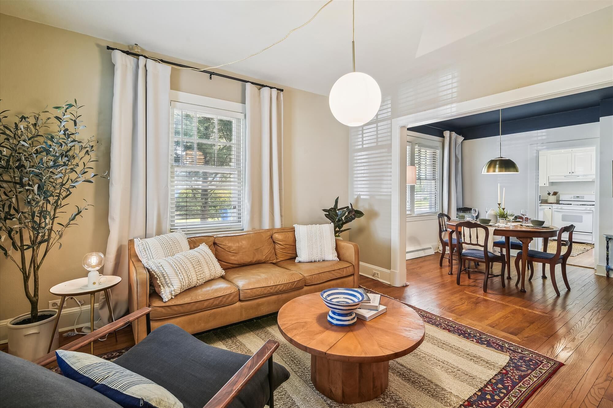 Beautiful Cottage Style Home in Quiet Downtown Neighborhood
