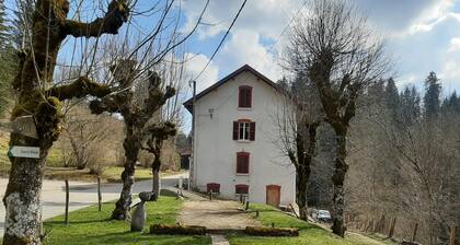 LE MILAN ROYAL APARTMENT IN CHARACTER PROPERTY