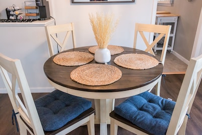 Updated 5 bedroom ranch w/fenced in yard and 100"+ projector near downtown!