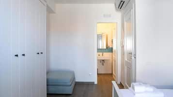 Een bureau, geluiddichte muren, gratis wifi, beddengoed