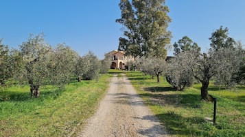 Mặt tiền nơi lưu trú