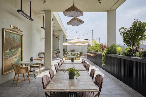 Hotel Genevieve part of JdV by Hyatt