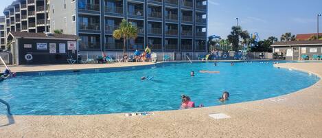 Innenpool, Außenpool