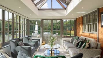 House | 7 bedrooms