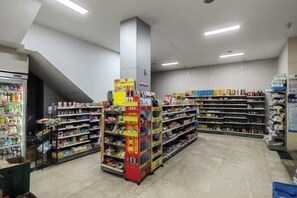 Unclassified image, 5 of 19, button - 7 Inn Fashion Hotel (Foshan Xilushan Eternal Love Branch) (Foshan)