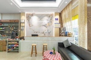 Unclassified image, 3 of 19, button - 7 Inn Fashion Hotel (Foshan Xilushan Eternal Love Branch) (Foshan)