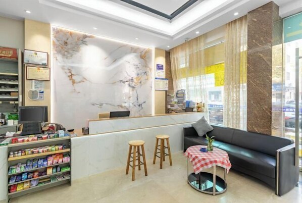 Lobby lounge - 7 Inn Fashion Hotel (Foshan Xilushan Eternal Love Branch) (Foshan)