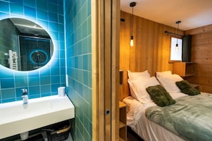 3 chambres, fer et planche Ă repasser, Wi-Fi gratuit, draps fournis