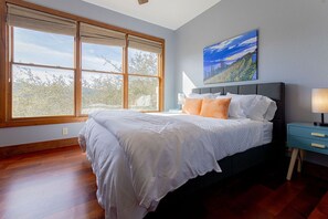 4 Schlafzimmer, Bügeleisen/Bügelbrett, Internetzugang, Bettwäsche
