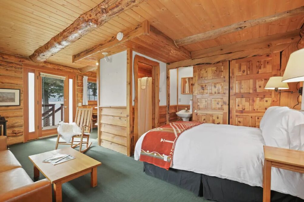 Juniper Cabin at Wilder and Pine Riverside Cabins Stevenson Vrbo