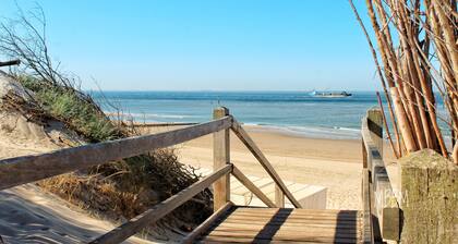 Spacious vacation home for 2 people near the beach. Excellent review!