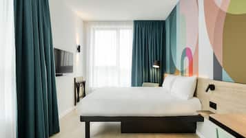 Comfort Double Room | Hypo-allergenic bedding, desk, blackout drapes, soundproofing