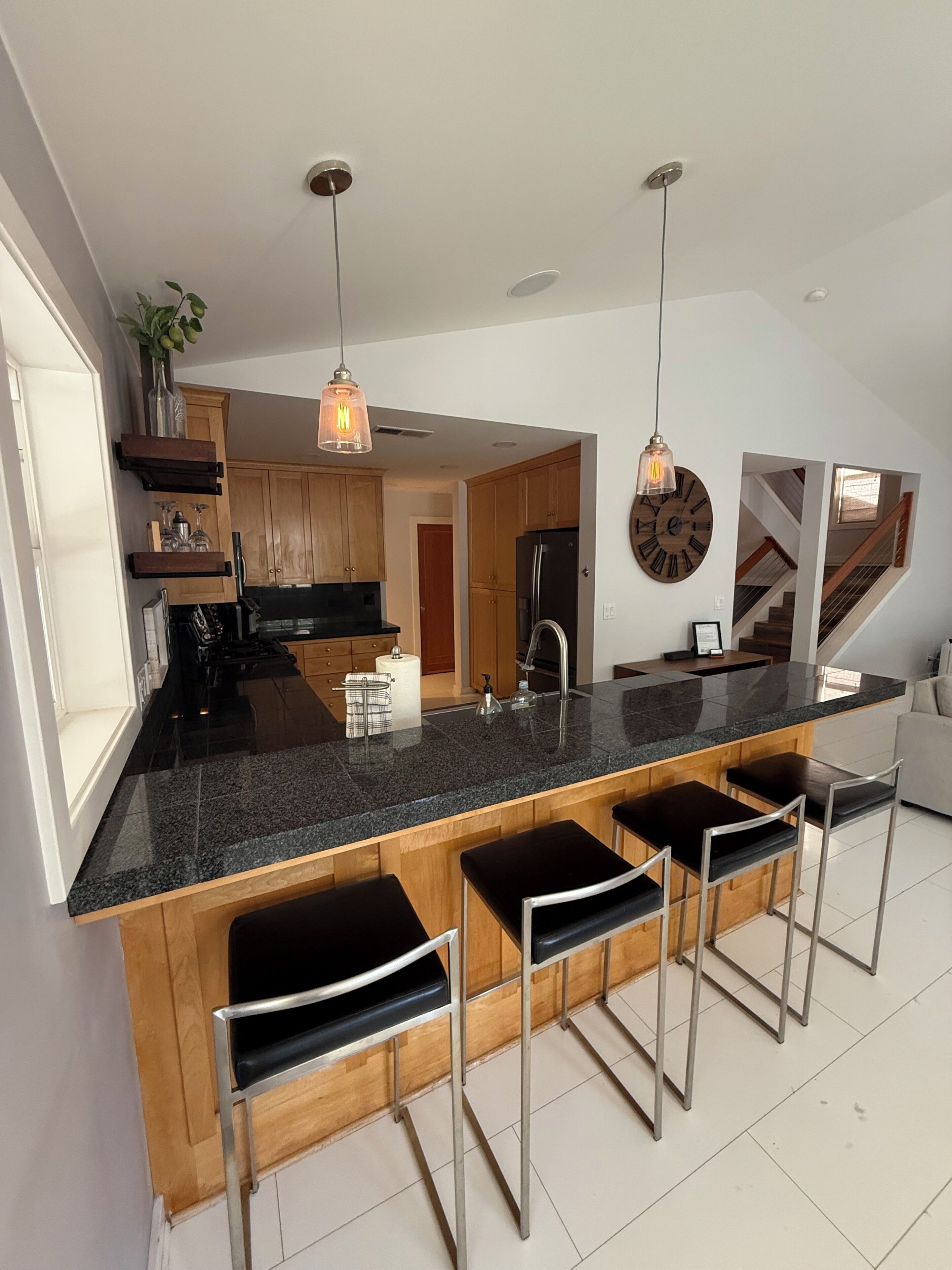 雪櫃、微波爐、焗爐、爐具