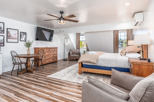 Smart TV 60-inch có truyền hình kỹ thuật số, TV, Netflix