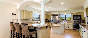 SUNRISE BAY ESTATE! 5700 sq. ft. Game Room! Huge salt water pool/hot tub 