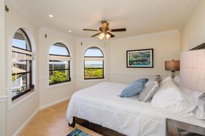 6 Schlafzimmer, Zimmersafe, Bügeleisen/Bügelbrett, Reisekinderbett