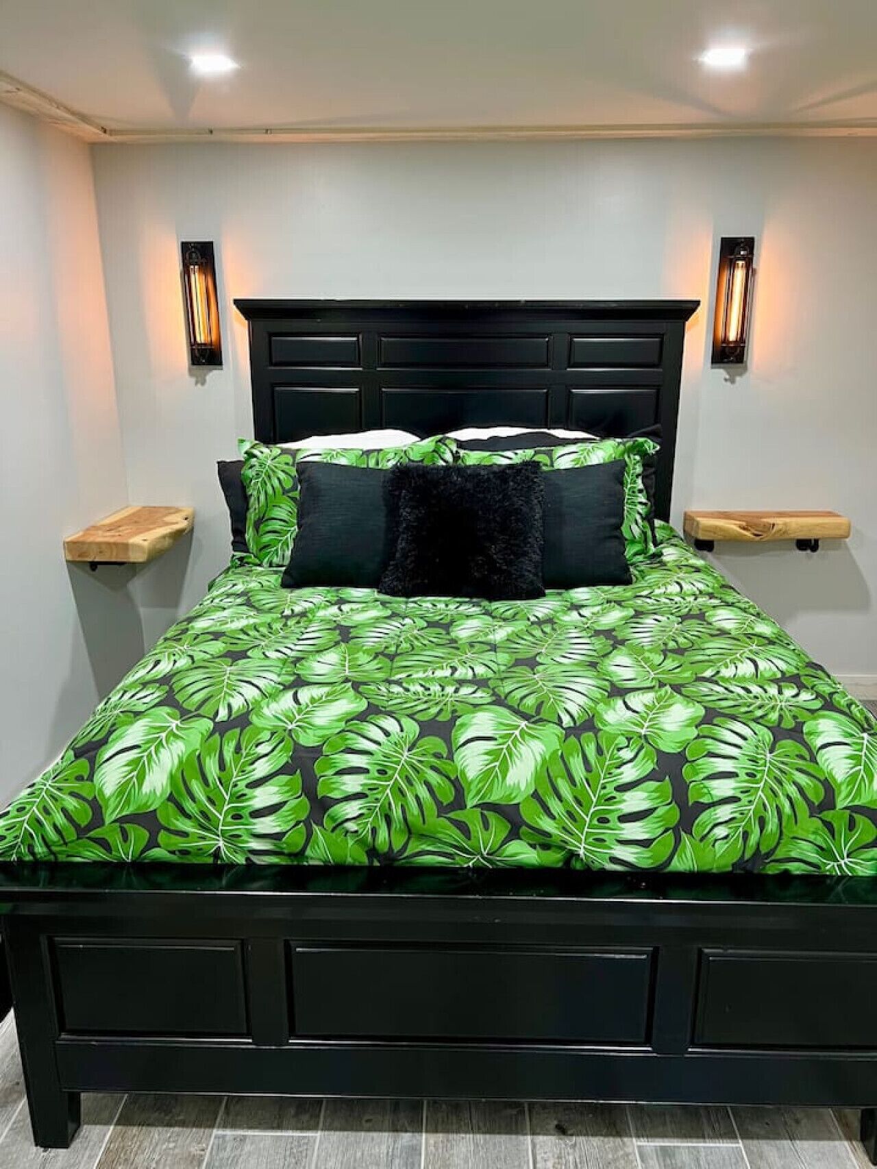 3 Schlafzimmer, Schreibtisch, Bügeleisen/Bügelbrett, WLAN