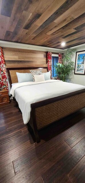 3 bedrooms, desk, iron/ironing board, WiFi - Tropical Rivercation (Stevenson)