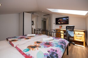 2 bedrooms, free WiFi, bed sheets - Apartment in Ika with Seaview, Balcony, Air condition, WIFI (5025-2) (Ika)