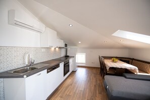 Fridge, microwave, oven, dishwasher