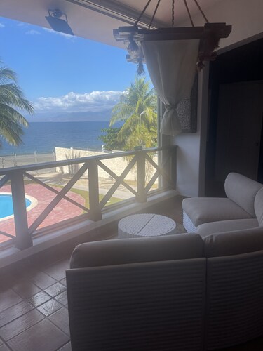 Welcome to Villa Los Olivos, a breathtaking experience!