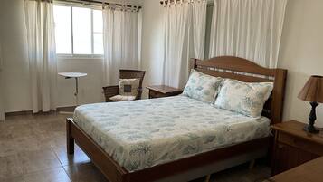 5 bedrooms, in-room safe, bed sheets, wheelchair access