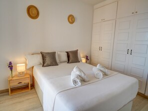 2 habitaciones, tabla de planchar con plancha y wifi gratis 