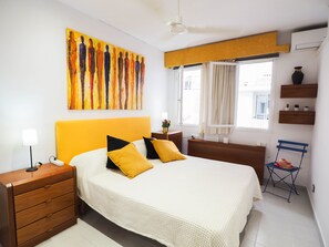 1 chambre, fer et planche à repasser, accès au Wi-Fi (inclus)