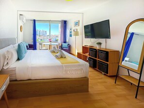 Fer et planche à repasser, Wi-Fi gratuit, draps fournis